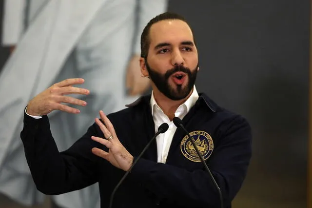 Nayib Bukele ha pedido 6 meses de permiso para prepara su reelección en El Salvador. Foto: AFP   