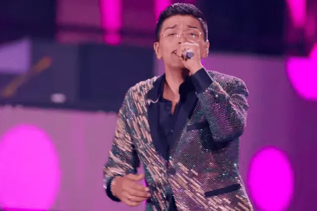 Christian Yaipén sang the best hits of Group 5. Photo: YouTube capture    