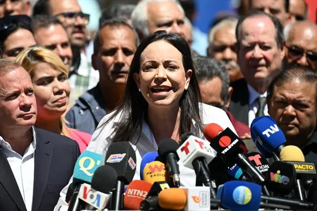 María Corina Machado asegura que tomará las "decisiones correctas" ante obstáculos para presidenciales. Foto: AFP   