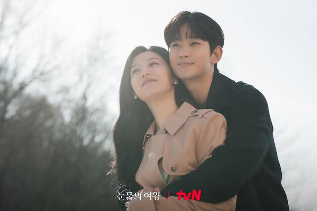 Kim Ji Won y Kim Soo Hyun protagonizan 'La reina de las lágrimas'. Foto: tvN 