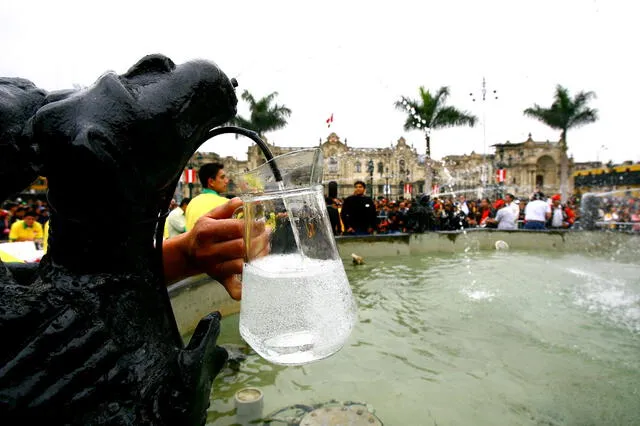 Municipalidad de Lima ofrecerá más de 4.000 vasos de pisco gratis. Foto: Andina   