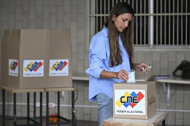  Venezolanos tienen la posibilidad de iniciar un gobierno de transición. Foto: AFP   