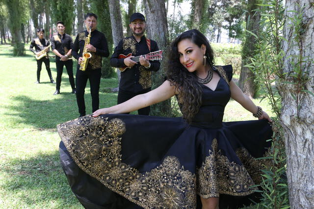 Karina Benites es la líder y vocalista de Amaranta.   