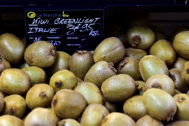 El kiwi es una baya con un sabor ácido. Foto: AFP   