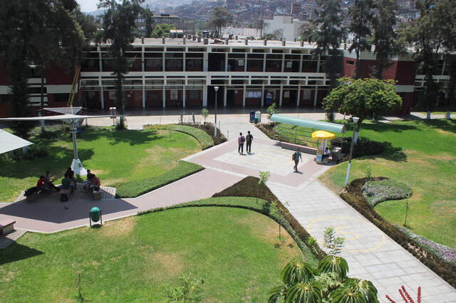 Facultad de Ingeniería Industrial y Sistemas. Foto: UNI   