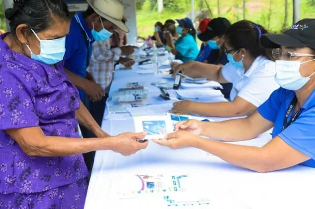  En Panamá existen ayudas como Décimo tercer mes, Subsidio de alimentos, Bonos de Navidad, entre otros. Foto:&nbsp;Panamá América   