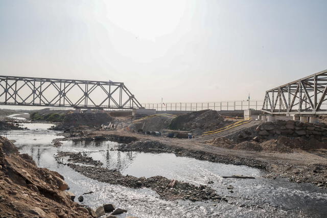 Los puentes tienen una extensión de 81.9 metros. Foto: Andina   