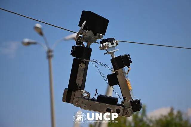  Ya no demorarían 24 horas en darse cuenta de que existen fallos eléctricos. Foto: UNCP/Facebook   