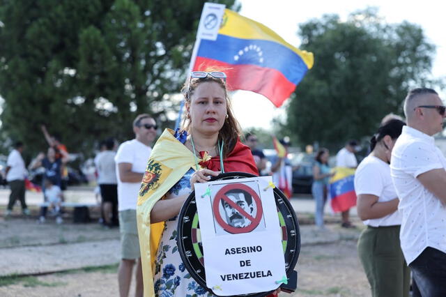 Edmundo González recibió apoyo por parte de cientos de venezolanos, así como de varios países y entes internacionales. Foto: AFP   