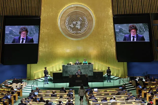 El presidente argentino calificó estos programas como un esfuerzo colectivista a nivel global. Foto: AFP.   