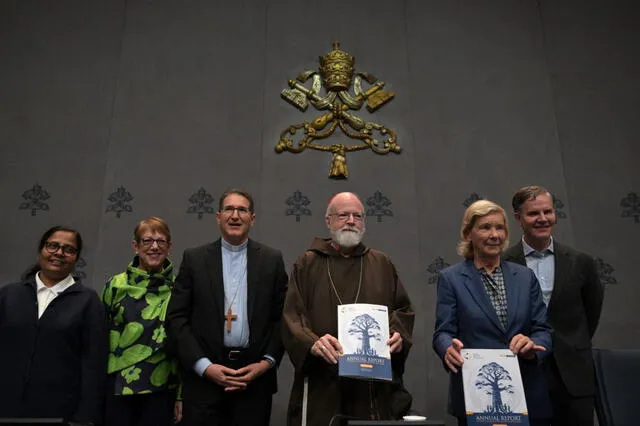 El cardenal O'Malley, responsable de la comisión, fue uno de los principales impulsores de este informe en respuesta a la demanda de transparencia y justicia para las víctimas. Foto: AFP   