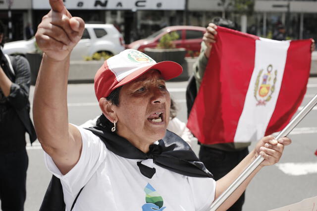 Paro nacional de transportistas en Perú