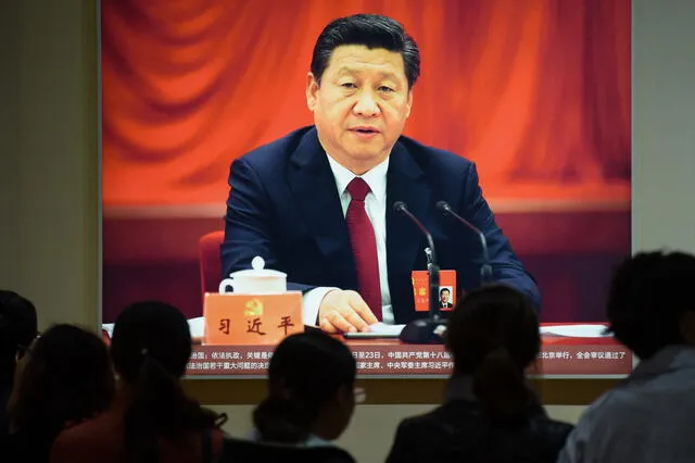 En 2013, Xi ganó la presidencia de China y ha sido reelegido para varios mandatos, implementando una agenda nacionalista y de reformas económicas. Foto: AFP   