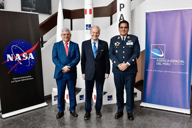  El administrador de la NASA, Bill Nelson, y el jefe institucional de Conida, general FAP Roberto Melgar, firmaron el acuerdo de cooperación aeroespacial. Foto: NASA.<br><br>    