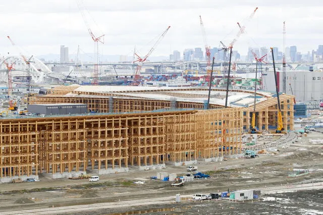  El Grand Ring de madera será el centro de la Expo 2025, prevista del 13 de abril al 13 de noviembre. Foto: Pulso.    