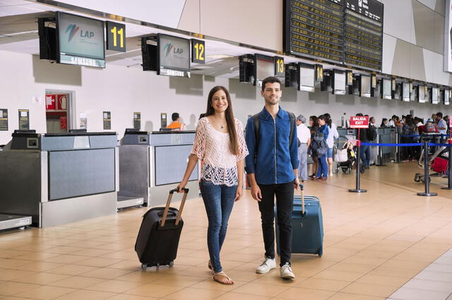 Los ciudadanos deben de verificar que su DNI se encuentre vigente para viajar sin complicaciones