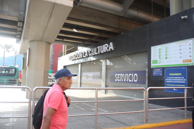 Estación La Cultura se encuentra cerrado tras atentado. Foto: Carlos Félix/La República   