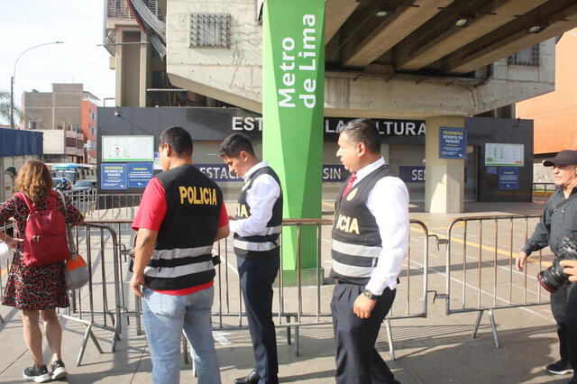 Escena del crimen se encuentra cerrada con rejas. Foto: Carlos Félix/La República    