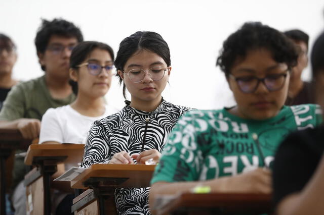 Estudiantes buscan prepararse para el examen San Marcos