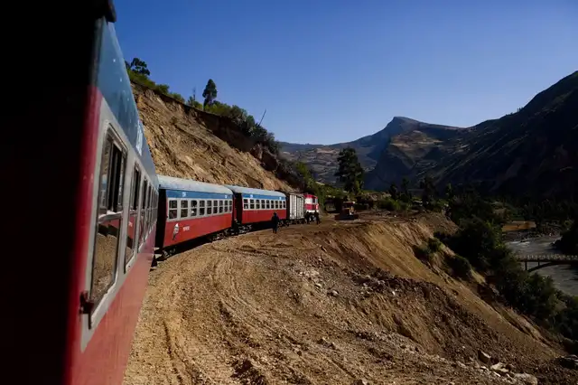 Tren Macho atravesaría el túnel trasandino, que unirá Lima y Junín.