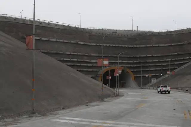 Estructura. Para ingresar a la zona operativa hay un túnel de 1.842 metros. Foto: Marco Cotrina/La República Estructura. Para ingresar a la zona operativa hay un túnel de 1.842 metros. Foto: Marco Cotrina/La República