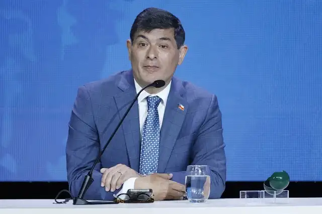 Franco Parisi quedó en tercer lugar de la primera vuelta en Chile y su papel sería clave en el balotaje entre Kast y Jara. Foto: EFE<br> Franco Parisi quedó en tercer lugar de la primera vuelta en Chile y su papel sería clave en el balotaje entre Kast y Jara. Foto: EFE<br>