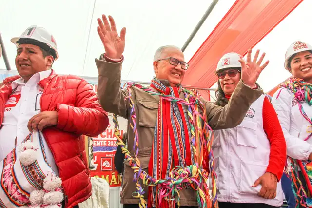 Alfonso López Chau. Alfonso López Chau.