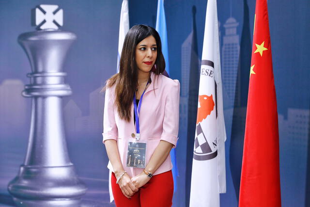 Shohreh Bayat no cree por su parte que el movimiento de denuncia del  acoso sexual haya llegado al mundo del ajedrez. Foto: AFP.