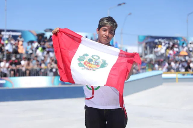 Deyvid Tuesta ganó la primera medalla de oro para Perú en 'skateboarding', modalidad 'street'.