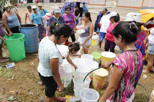 Trabajadores de Sedapal intensifican labores de limpieza del río Rímac [VIDEO]