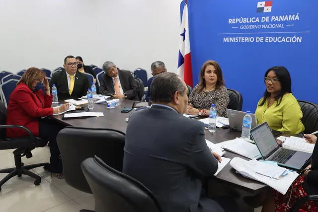 ¿Cuándo se entrega el tercer pago de la Beca Universal 2022 en Panamá?