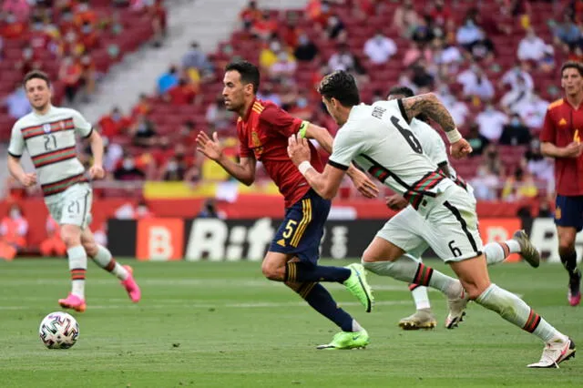 El mediocampista fue designado como el capitán de La Roja tras la no convocatoria de Sergio Ramos. Foto: AFP/Javier Soriano