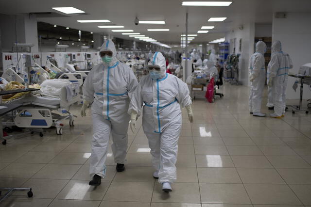 España es un caso aparte que tiene intrigados a epidemiólogos y sociólogos. Foto: AFP.