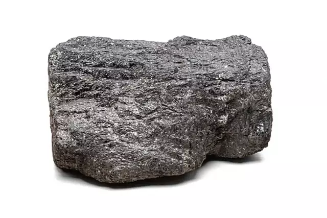 Una pieza de carbón de ocho libras quedó sin usar para alimentar el RMS Titanic. Foto: Casa de subastas de Guernsey