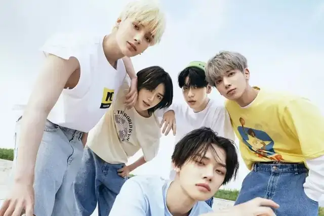 TXT, Yeonjun, COVID-19, Big Hit, Moa, Twitter, Weverse