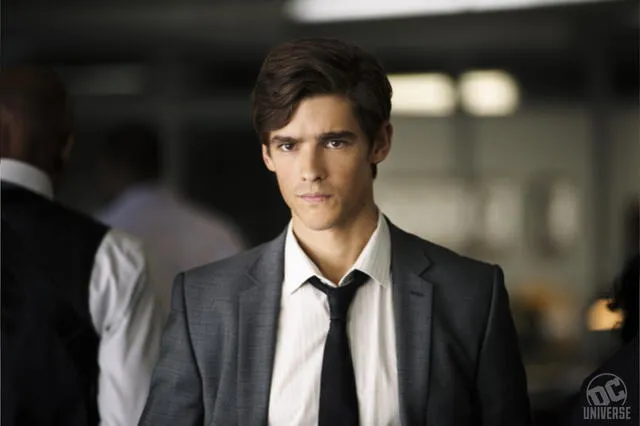 Brenton Thwaites