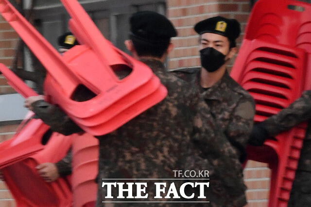 Jin en el servicio militar. Foto: The Fact