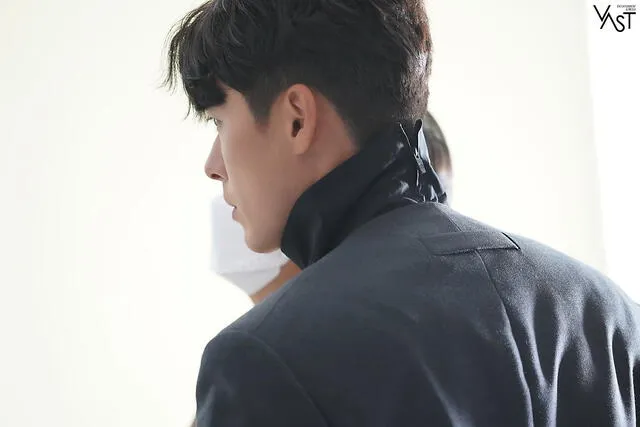 Hyun Bin, Son Ye Jin, Esquire Korea