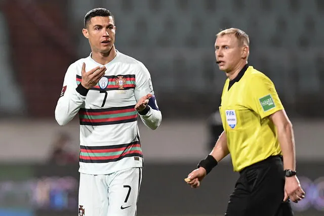 Cristiano Ronaldo recibió duro golpe ante Luxemburgo