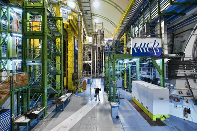 Instalaciones del LHCb o el Experimento de belleza del Gran Colisionador de Hadrones | Foto: Maximilien Brice y otros / CERN