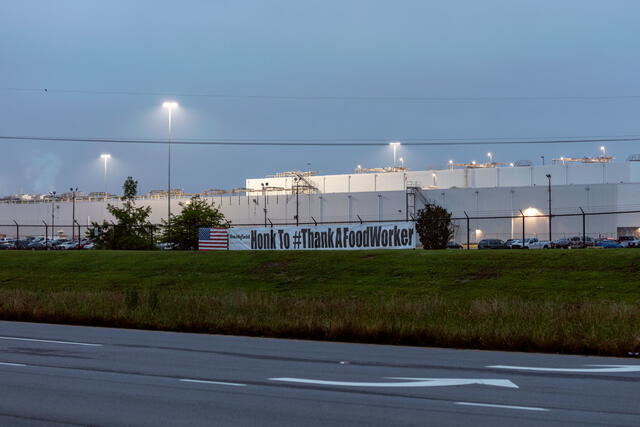 La planta de Smithfield en Tar Heel, Carolina del Norte, es una de las plantas procesadoras de carne de cerdo más grandes del mundo. (Foto: The New York Times)