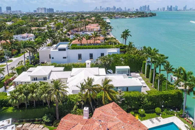 Así se ve la mansión de Shakira en Miami.