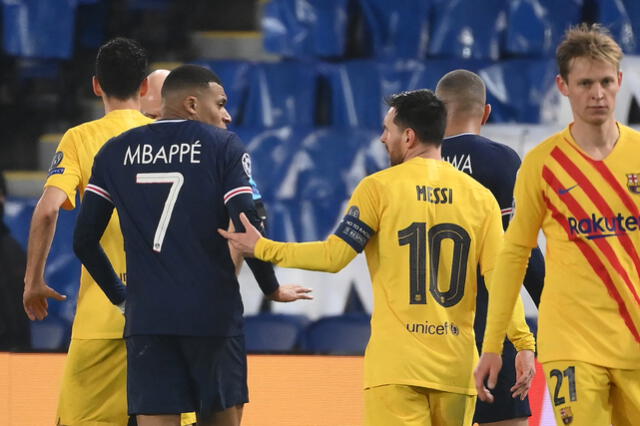 Lionel Messi y Kylian Mbappé en un partido de Champions League 2020-21. Foto: AFP