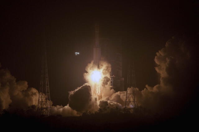  China lanza su primera nave espacial de carga no tripulada Tianzhou 1