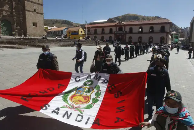 Rondas campesinas de la región Puno marchan en apoyo a Pedro Castillo. Foto: Juan Carlos Cisneros