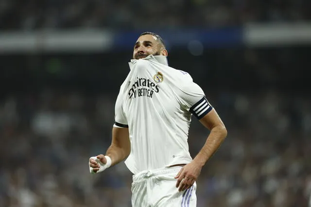 Benzema se falló un penal en el partido entre Real Madrid y Osasuna. Foto: EFE