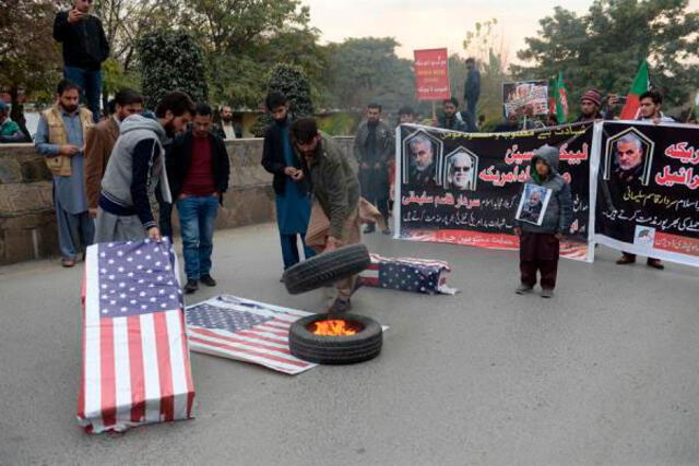 Protesta contra Estados Unidos en Pakistán por el asesinato de general iraní. Foto: EFE