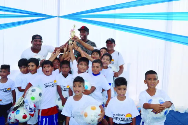 Región Callao fomenta el fútbol entre los más pequeños