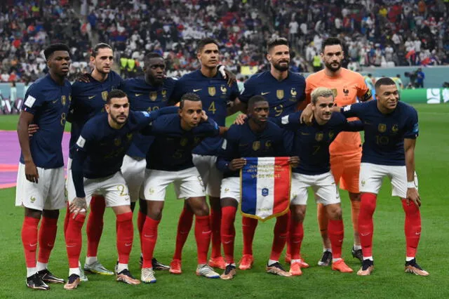 Equipo de Francia que enfrentó a Inglaterra. Foto: AFP