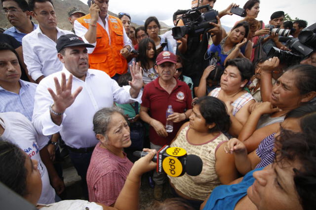 Un policía se suma a las 62 víctimas del desastre que golpea al país | MAPA INTERACTIVO